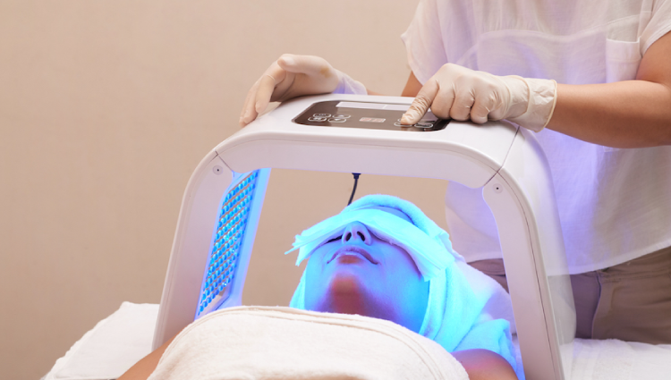 LEDフェイシャル